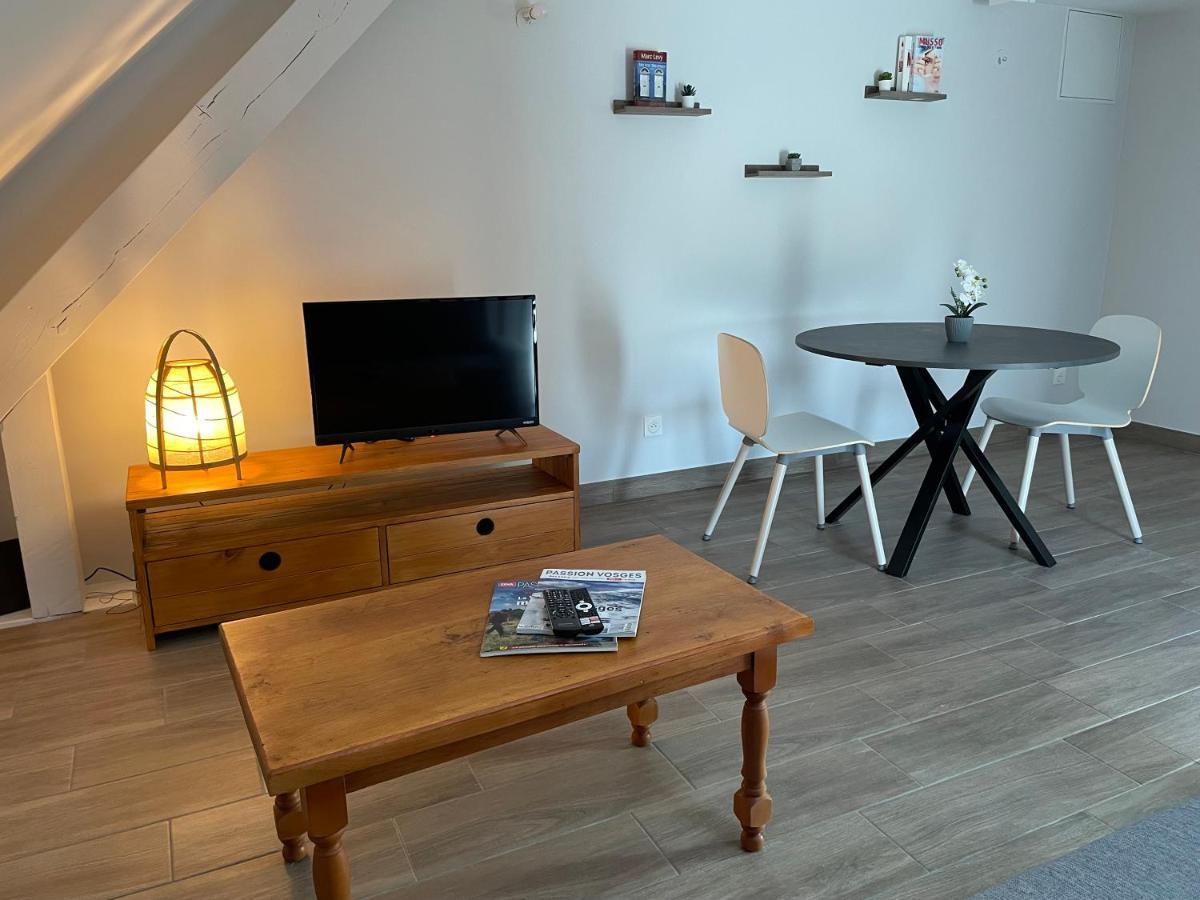 Ferienwohnung A L'Ombre Du Figuier Horbourg Exterior foto